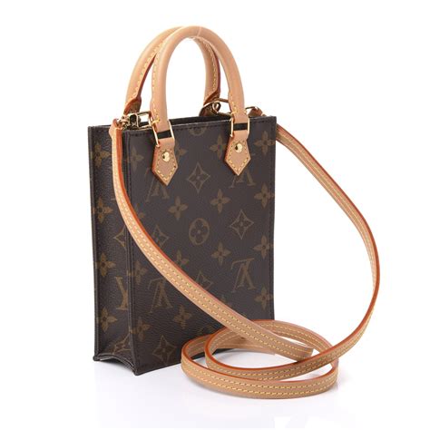 louis vuitton sac a main paill|Petit Sac Plat Monogram .